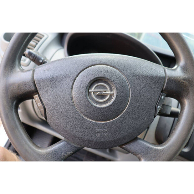 2012 Opel Vivaro-48282730