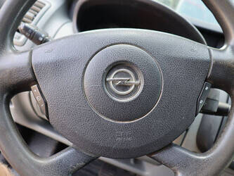 2012-opel-vivaro-1469657-48282730