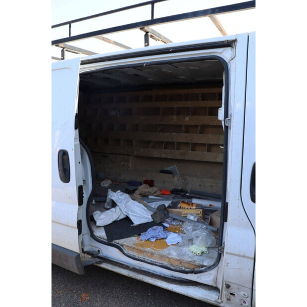 2012 Opel Vivaro-48282745
