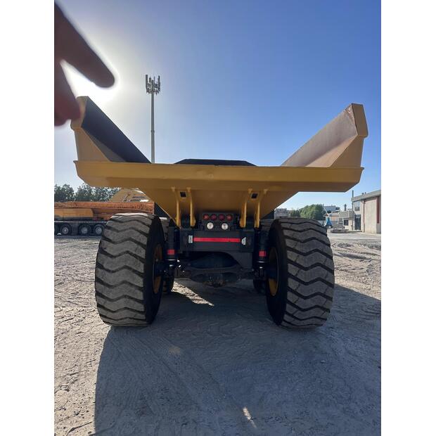 2016 Komatsu HM400-3R-48282827
