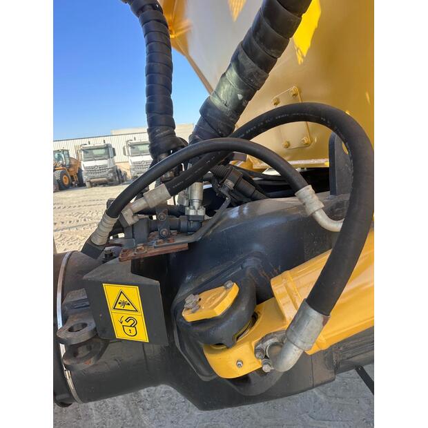 2016 Komatsu HM400-3R-48282836