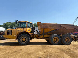 2010-volvo-a-30-e-1469664-48283031