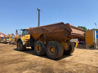 2010-volvo-a-30-e-1469664-48283032
