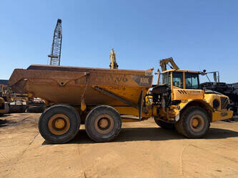 2010-volvo-a-30-e-1469664-48283035
