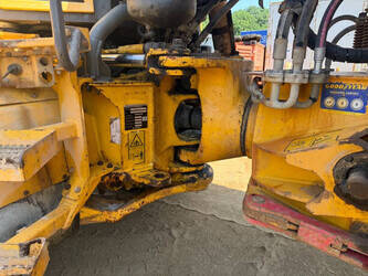 2010-volvo-a-30-e-1469664-48283039