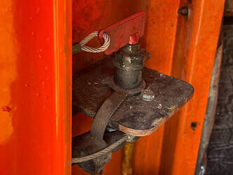 2014-tower-light-hydro-power-cube-48283486