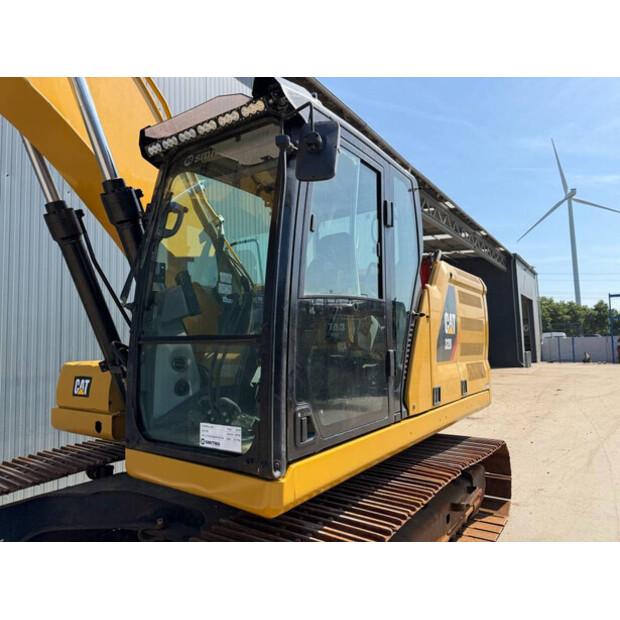 2019 Caterpillar 320 07B-48284006