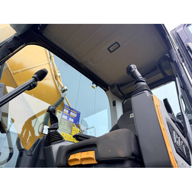 2018 Caterpillar 323-07A-48284231