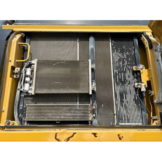 2017 Caterpillar 352F-48284639