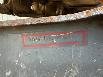 2014-liebherr-r922slc-1469728-48284919