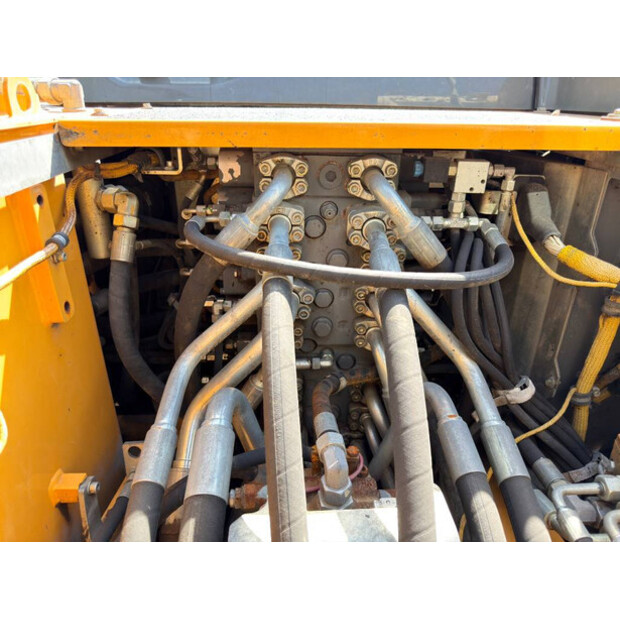 2014 Liebherr R922SLC-48284955