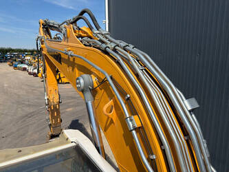 2014-liebherr-r922slc-1469728-48284958