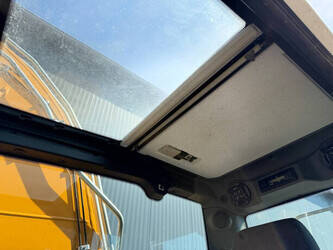 2014-liebherr-r922slc-1469728-48284963