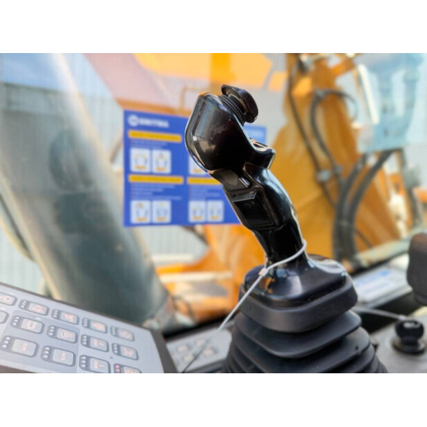 2014 Liebherr R922SLC-48284968