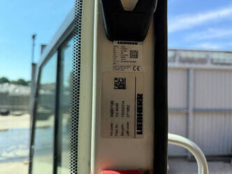 2014-liebherr-r922slc-1469728-48284973