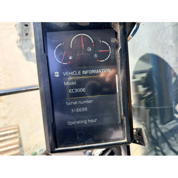 2022 Volvo EC300EL-48285056