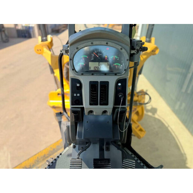 2011 Caterpillar 140M2-48285454