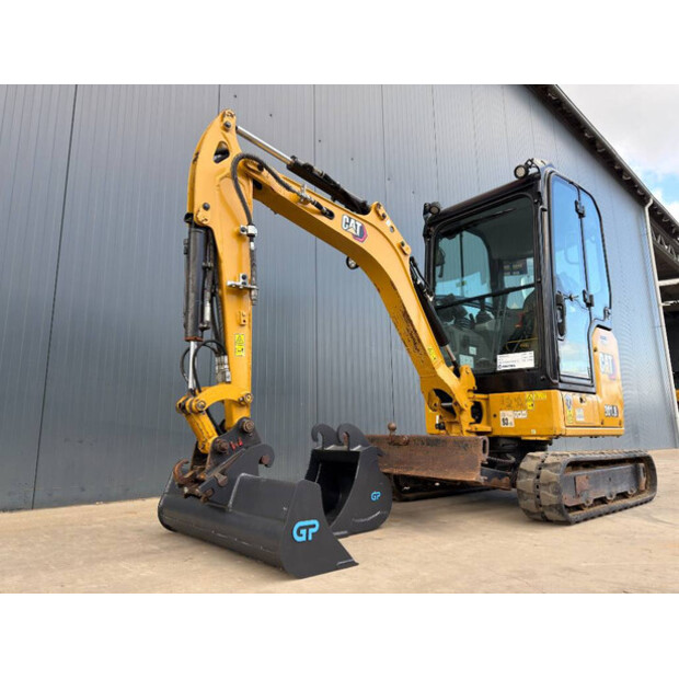 2021 Caterpillar 301.8-48285496