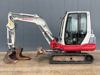 2010-takeuchi-tb235-1469750-48285675