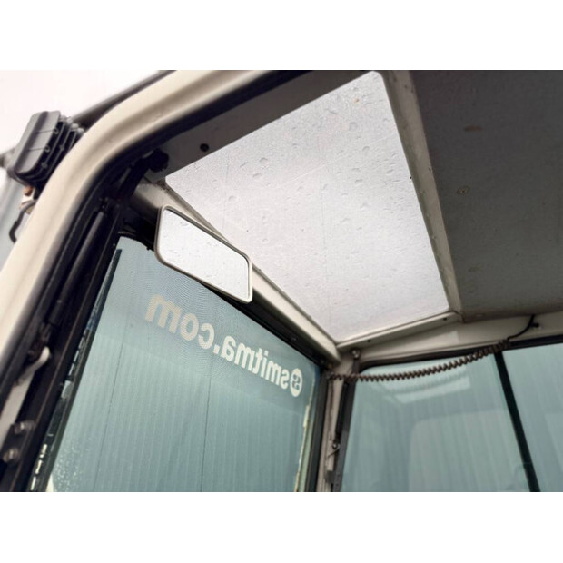 2010 TAKEUCHI TB235-48285707