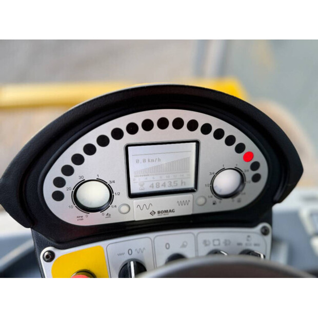 2019 BOMAG BW213D-5-48285862