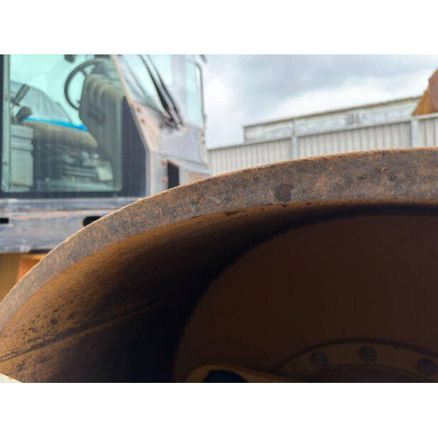 2010 Caterpillar CS74-48285894