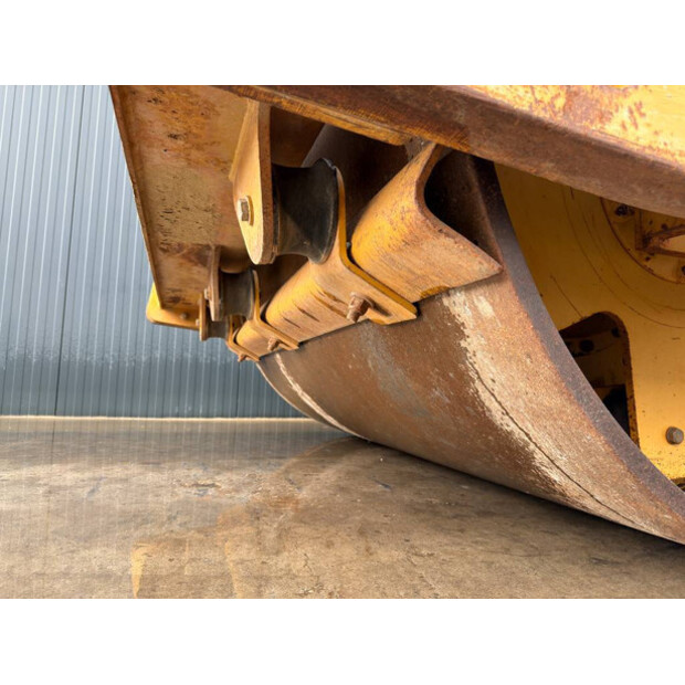 2010 Caterpillar CS74-48285900