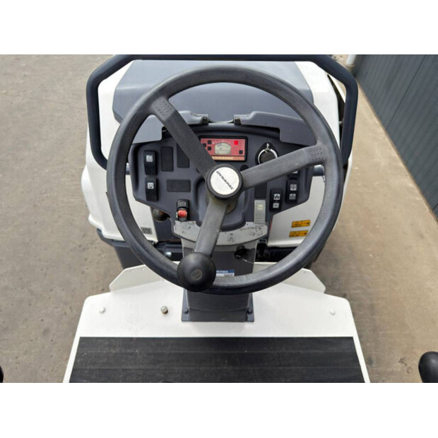 2018 DYNAPAC CC1300-48286628