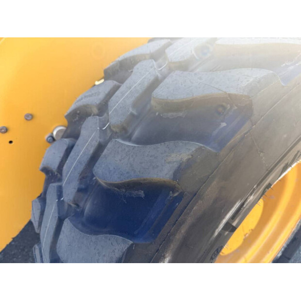 2017 كاتربيلر 908M | NEW TYRES-48287356