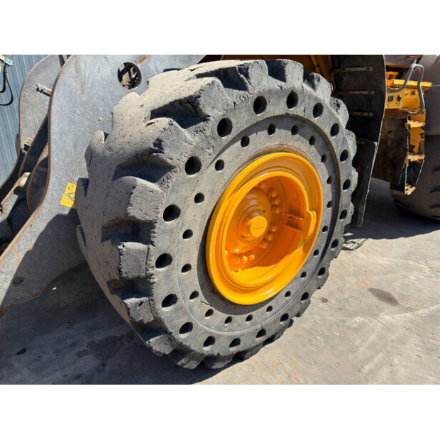 2015 Volvo L110H-48287789