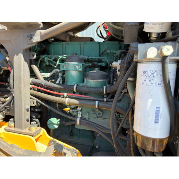 2015 Volvo L110H-48287795