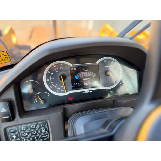 2015 Volvo L110H-48287810