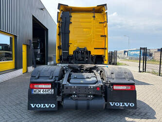 2022-volvo-fh-48288048