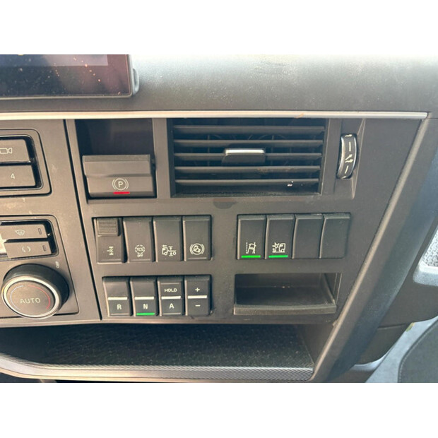 2022 Volvo FH-48288058