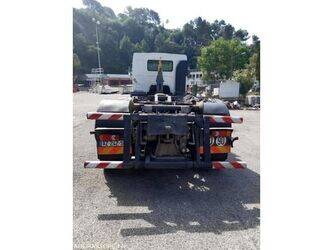 renault-kerax-1469841-48298072
