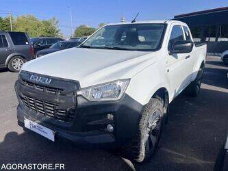 صورة ل سيارات ايسوزو D-MAX