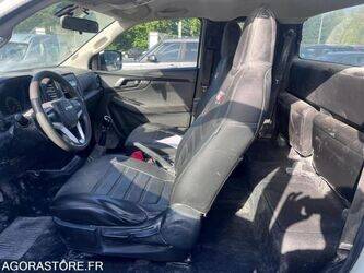 isuzu-d-max-1469846-48298117