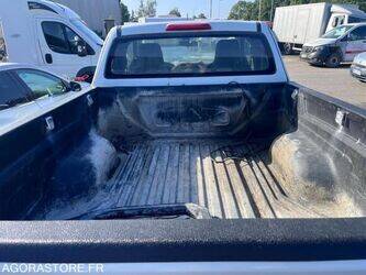 isuzu-d-max-1469846-48298118