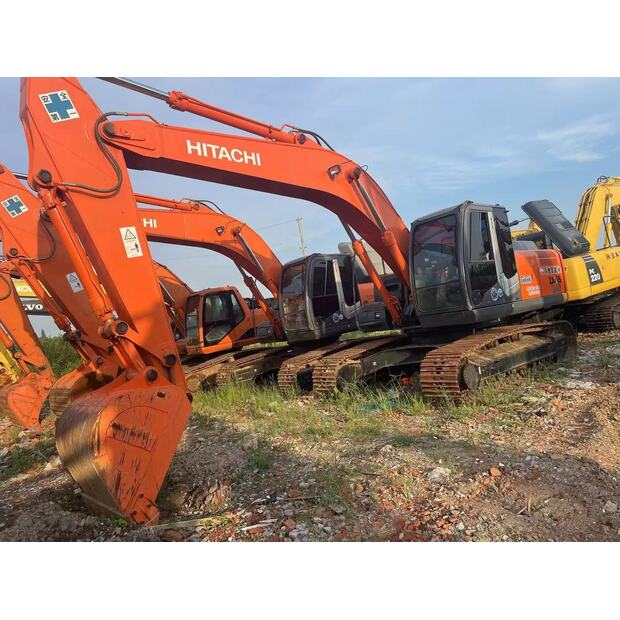 2025 Hitachi EX240-48314315