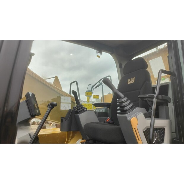 2020 كاتربيلر 323GC-48319874