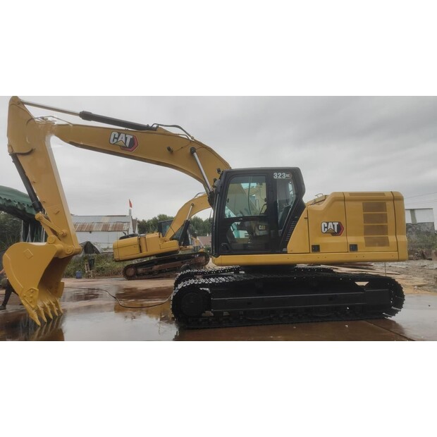 2020 كاتربيلر 323GC-48319894