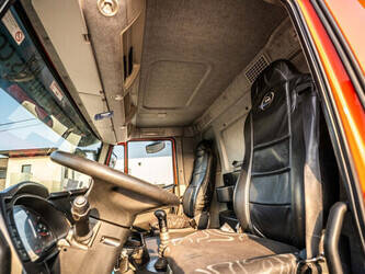 2016-iveco-stralis-270-48319968