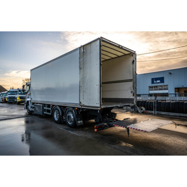 2019 ايفكو Stralis 400-48319990