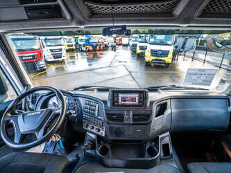 2019-iveco-stralis-400-48319994