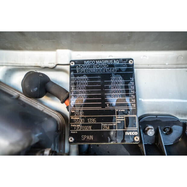 2019 ايفكو Stralis 400-48320001