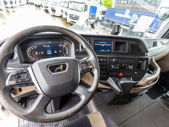 2020-man-tgx-18-470-1468802-48320288