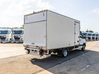 2012-iveco-daily-35c15-1469920-48320356