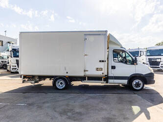 2012-iveco-daily-35c15-1469920-48320357