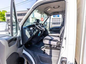 2012-iveco-daily-35c15-1469920-48320366