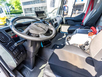 2016-renault-d-320-1469923-48320447